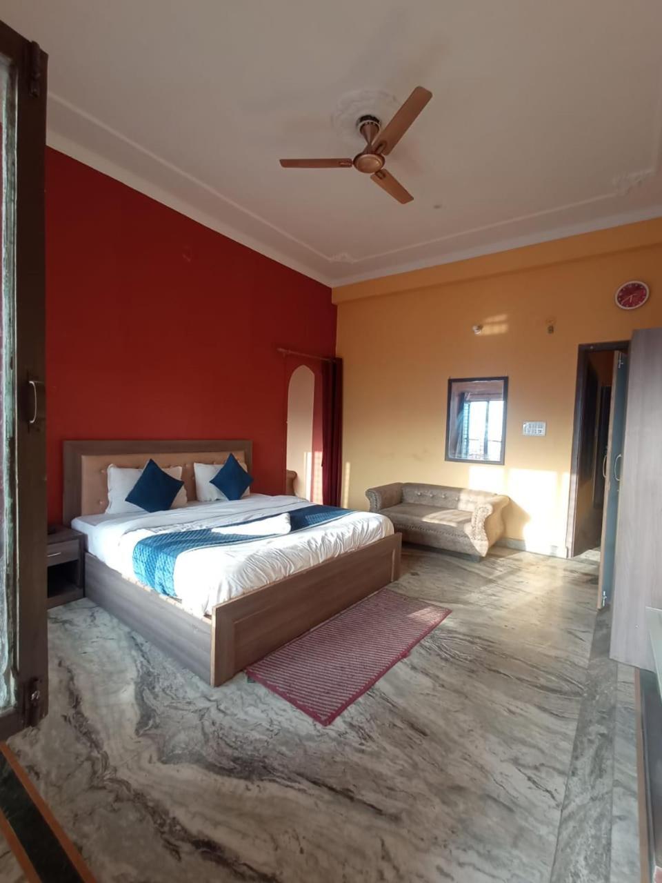 Siddhi Vinayak Hotel And Banquet Bhimtal Ngoại thất bức ảnh