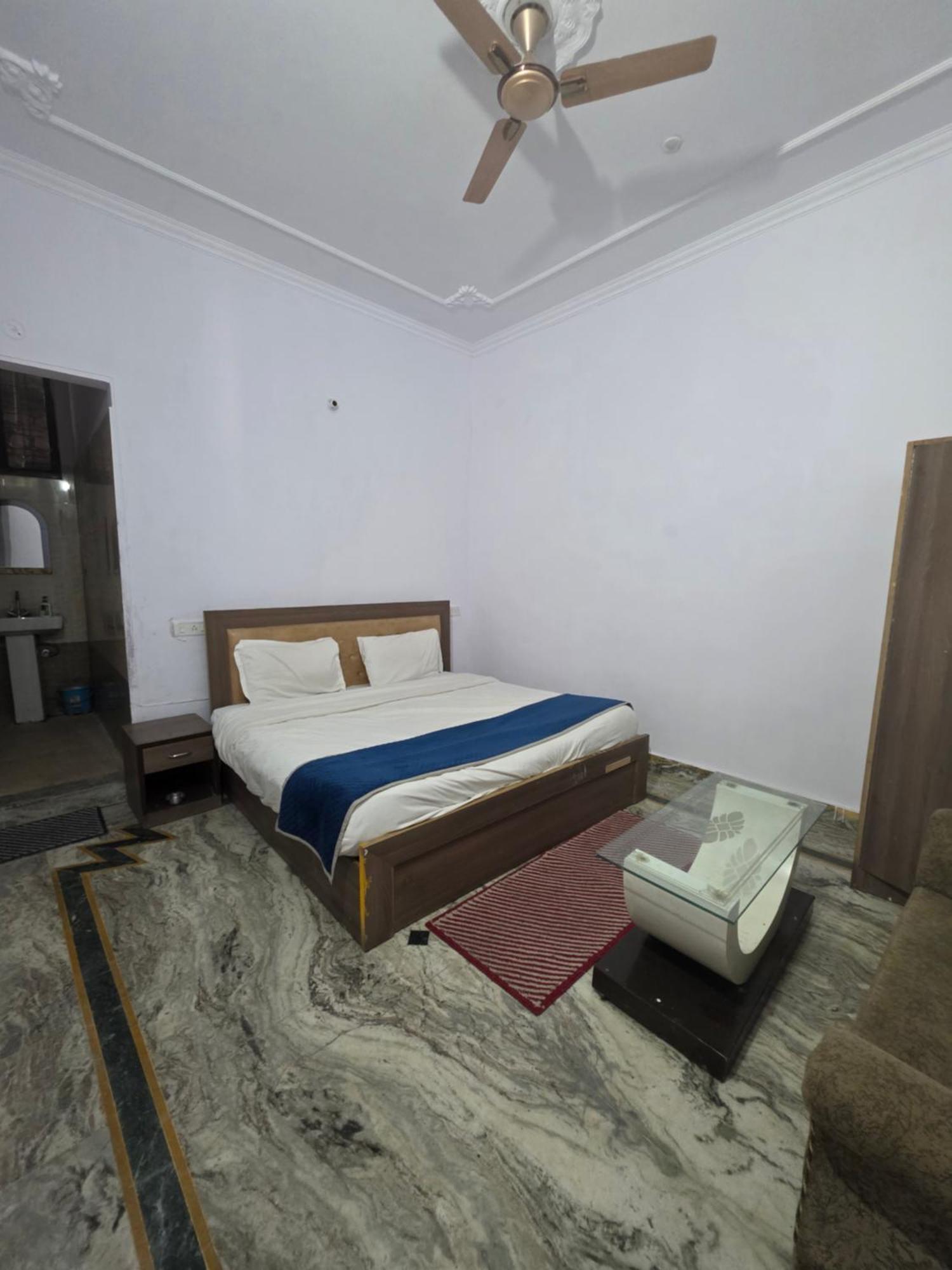 Siddhi Vinayak Hotel And Banquet Bhimtal Ngoại thất bức ảnh